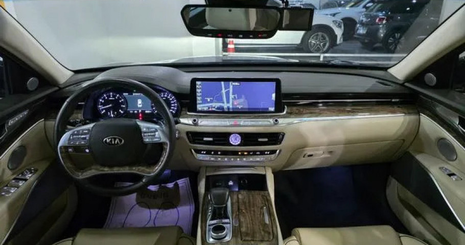 Kia K9 