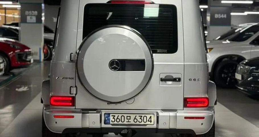 Mercedes-Benz G-Class 