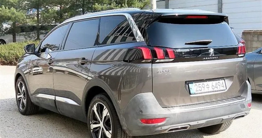Peugeot 5008 