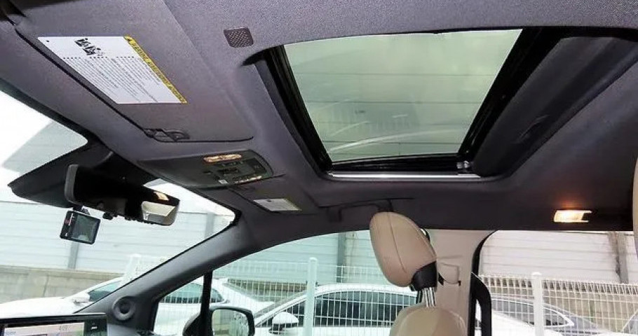 Toyota Sienna 