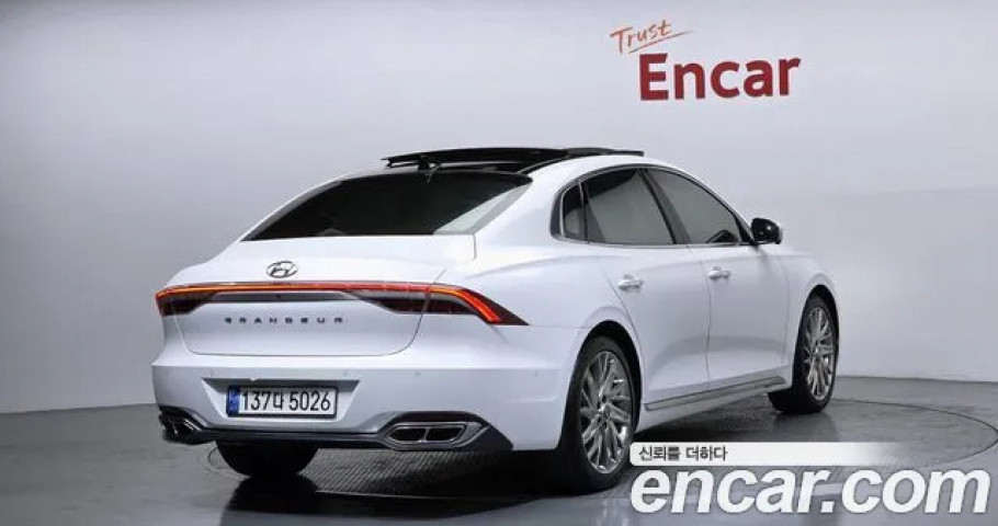 Hyundai Grandeur 