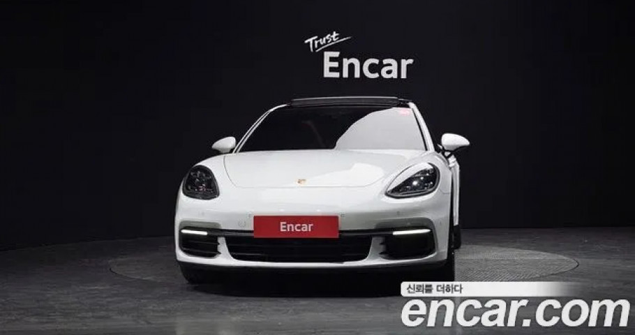 Porsche Panamera 