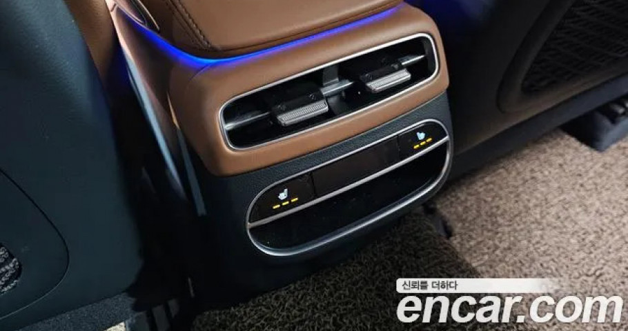 Genesis Gv70 