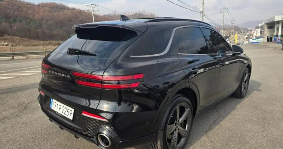Genesis Gv70 