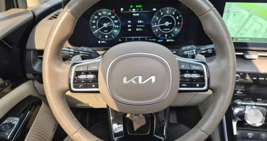 Kia Carnival 