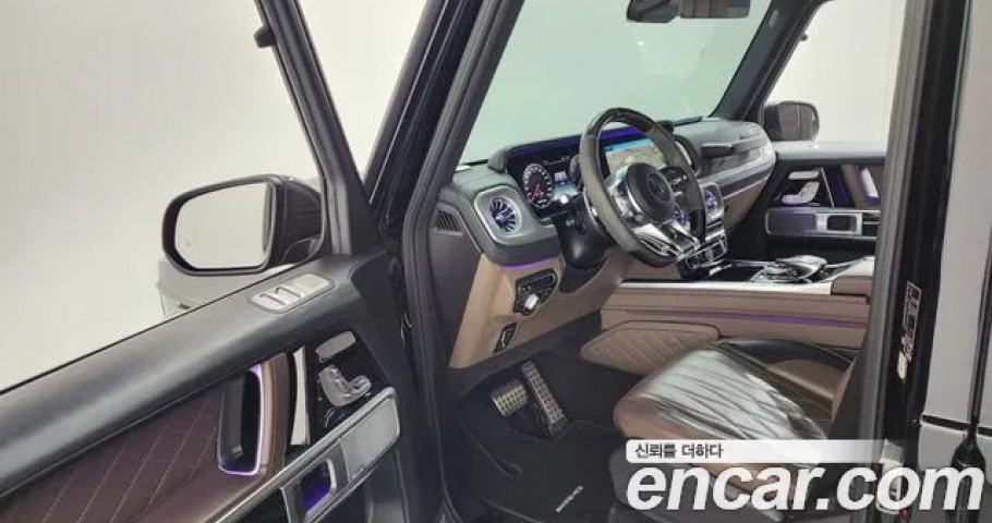 Mercedes-Benz G-Class 