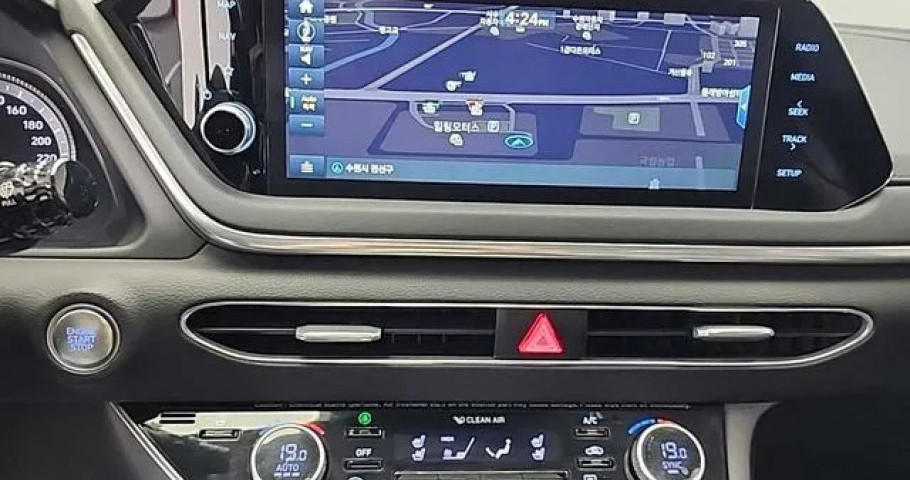 Hyundai Sonata 