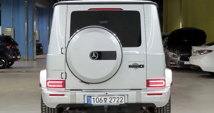 Mercedes-Benz G-Class 