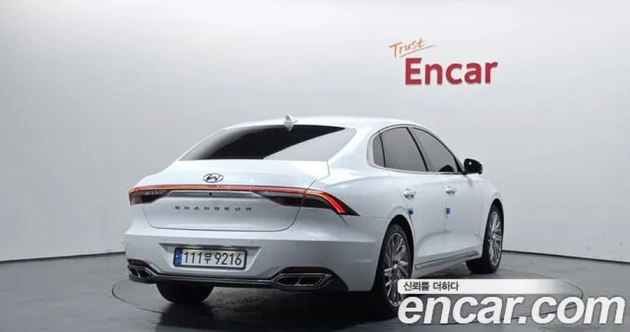 Hyundai Grandeur 