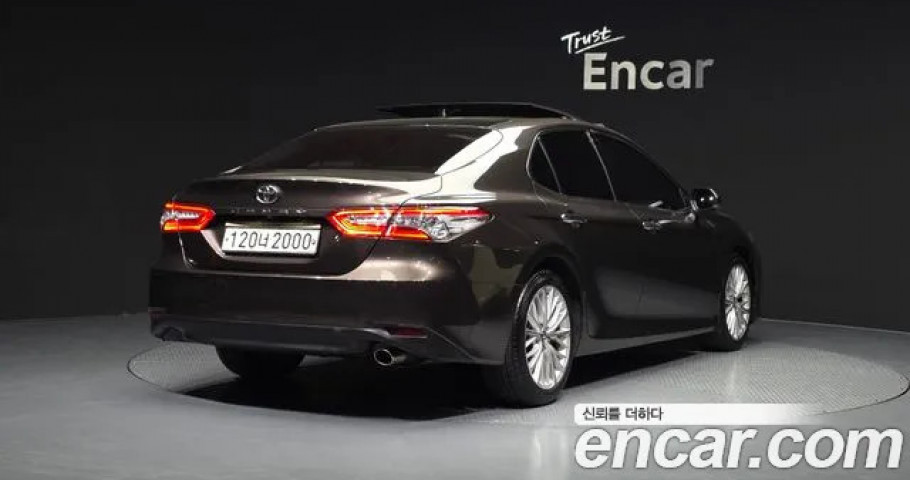 Toyota Camry 