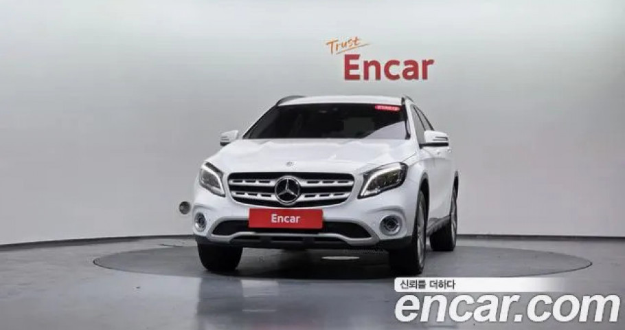 Mercedes-Benz Gla-Class 