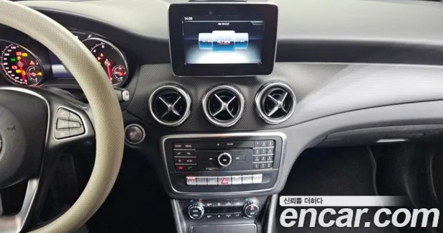 Mercedes-Benz Gla-Class 