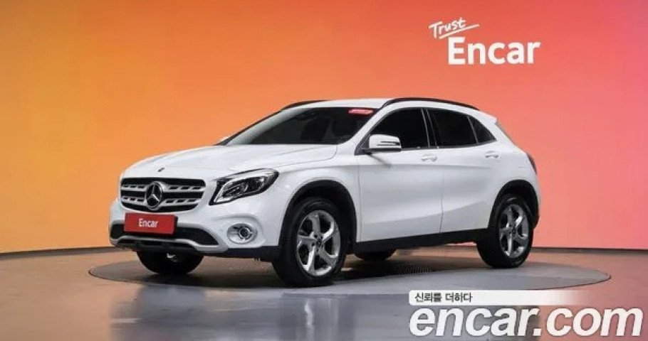 Mercedes-Benz Gla-Class 