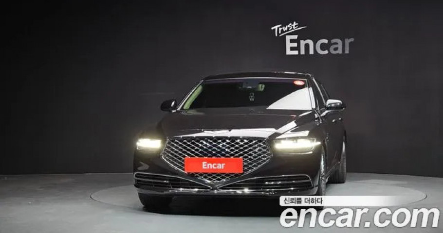 Genesis G90 