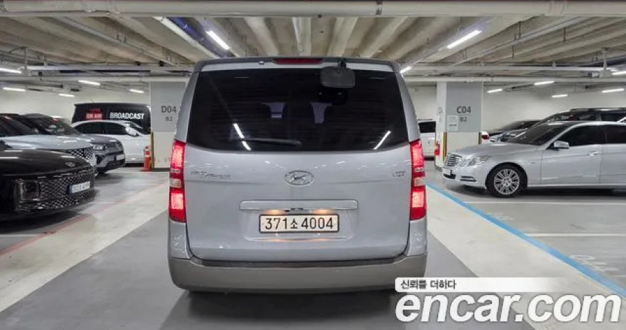 Hyundai Starex 