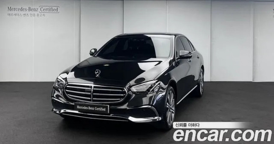 Mercedes-Benz E-Class 