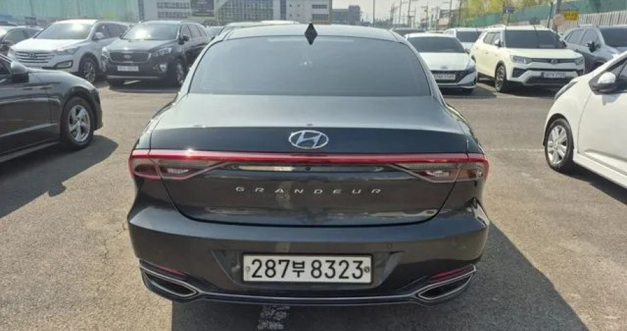 Hyundai Grandeur 