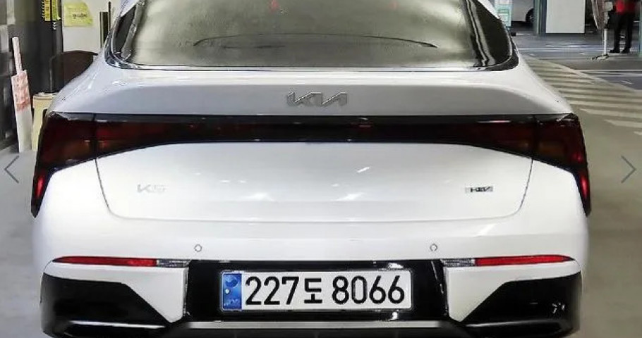 Kia K5 