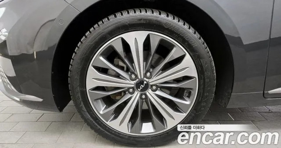 Kia K8 