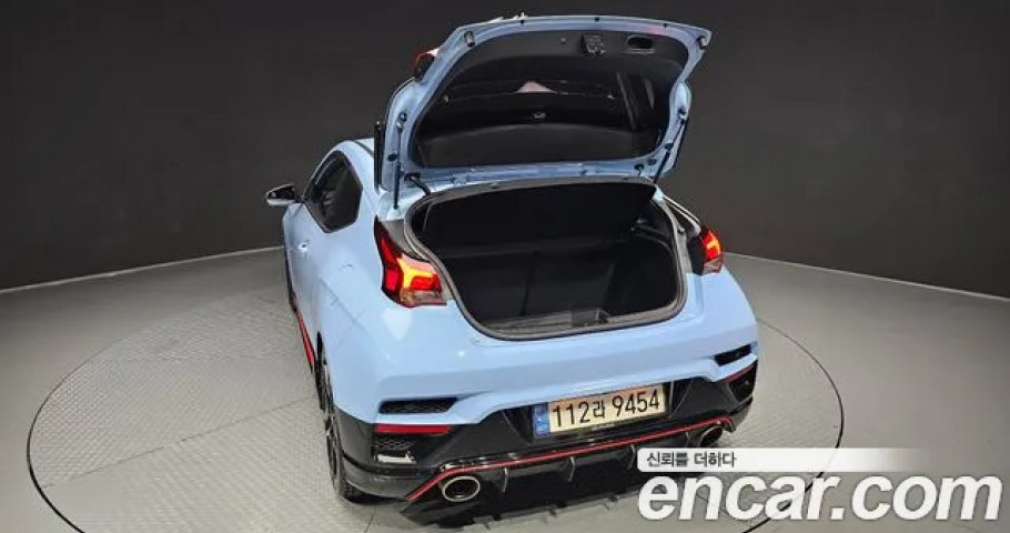 Hyundai Veloster 