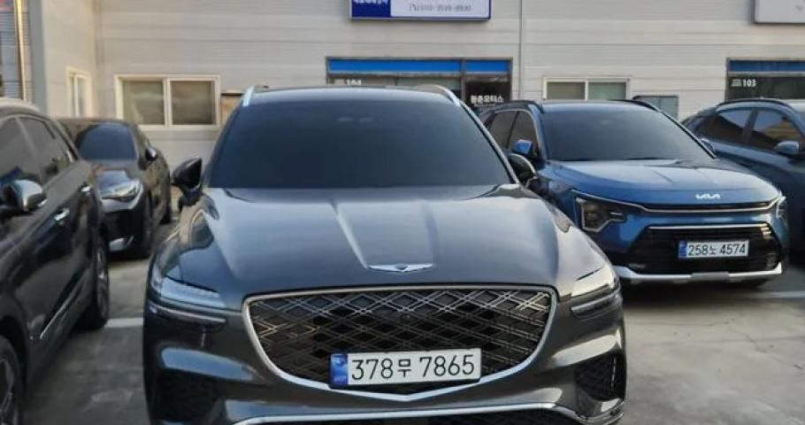 Genesis Gv70 