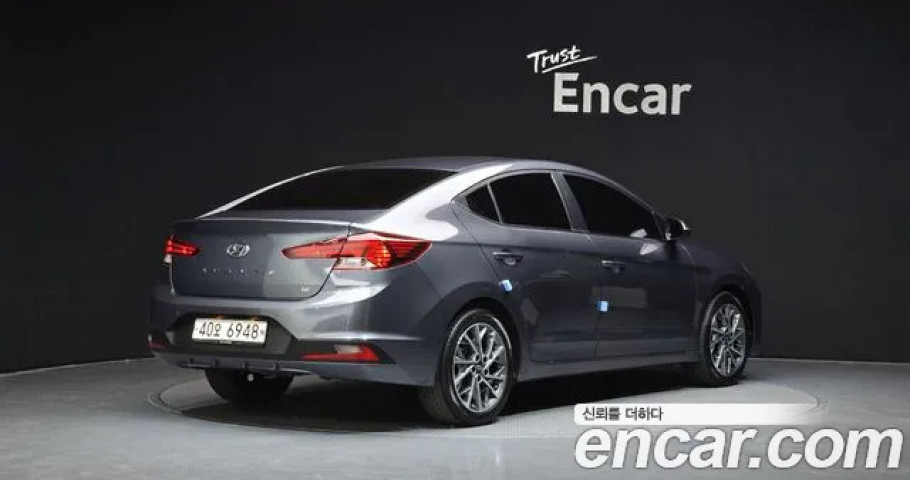 Hyundai Avante (Elantra) 