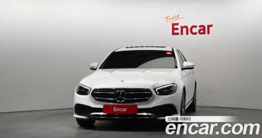 Mercedes-Benz E-Class 