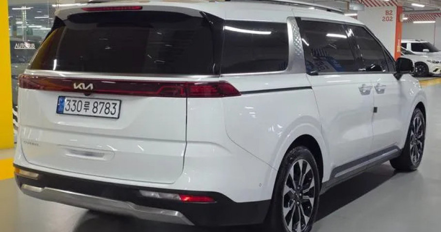 Kia Carnival 