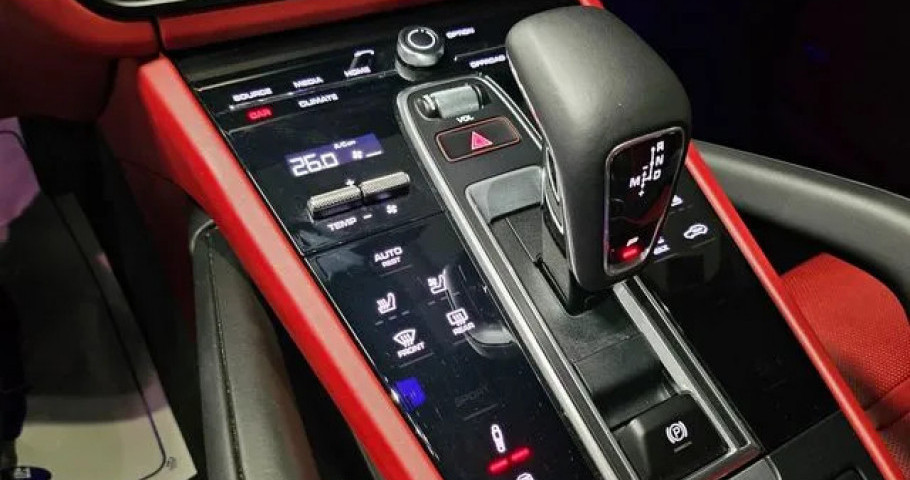 Porsche Cayenne 