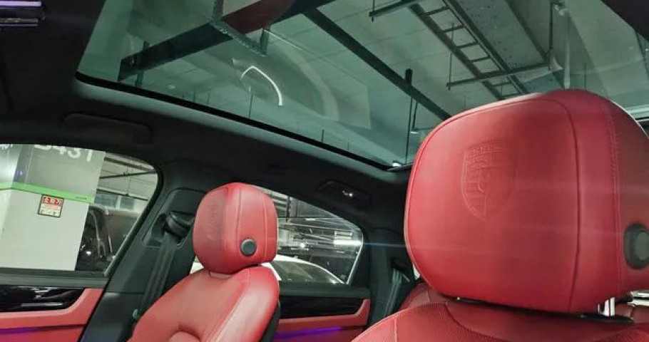 Porsche Cayenne 