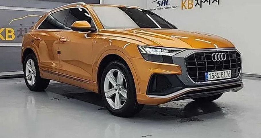 Audi Q8 