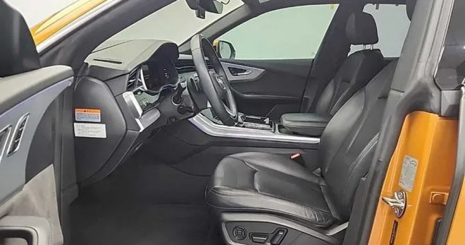Audi Q8 