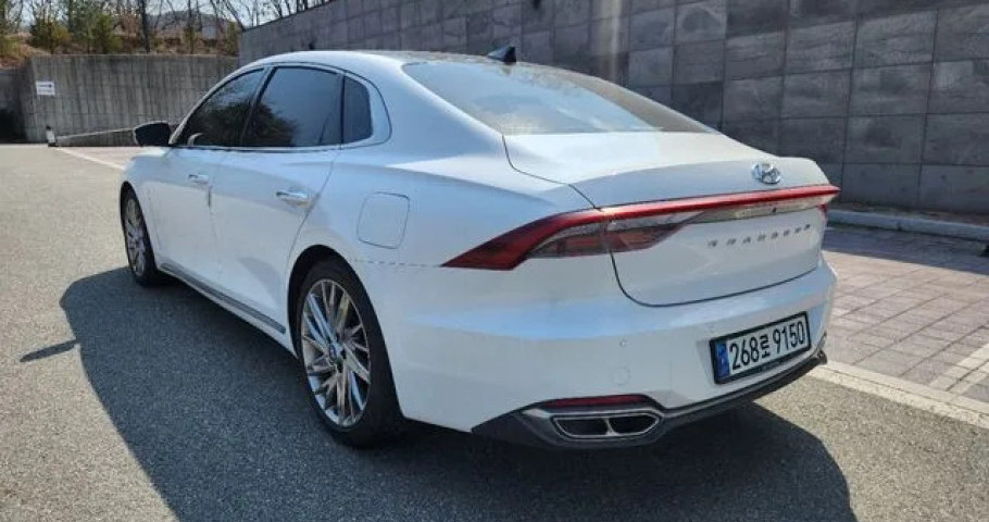 Hyundai Grandeur 