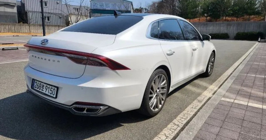 Hyundai Grandeur 