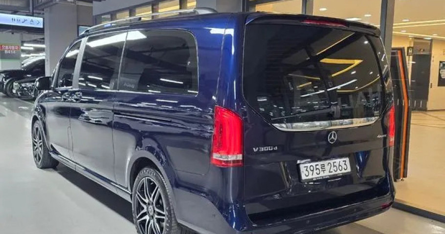 Mercedes-Benz V-Class 
