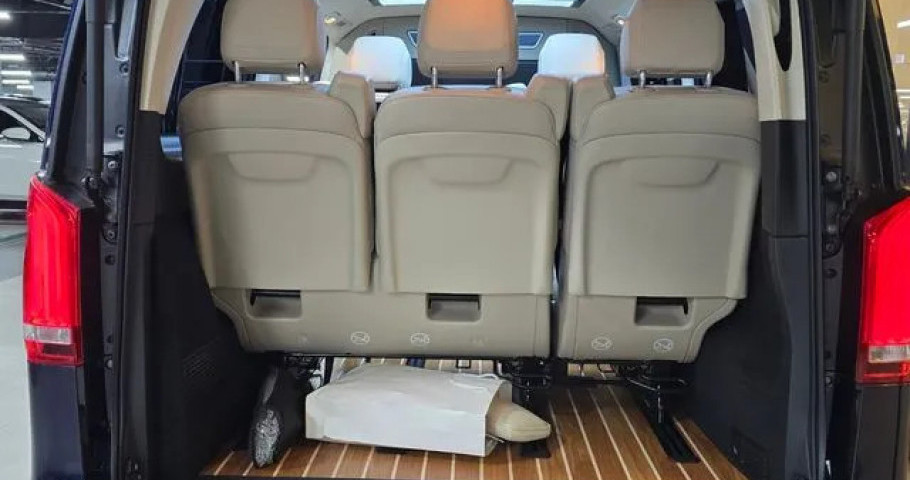 Mercedes-Benz V-Class 