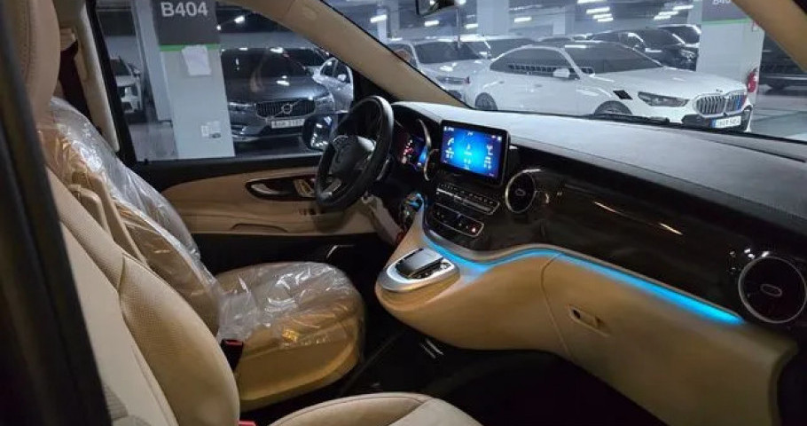 Mercedes-Benz V-Class 