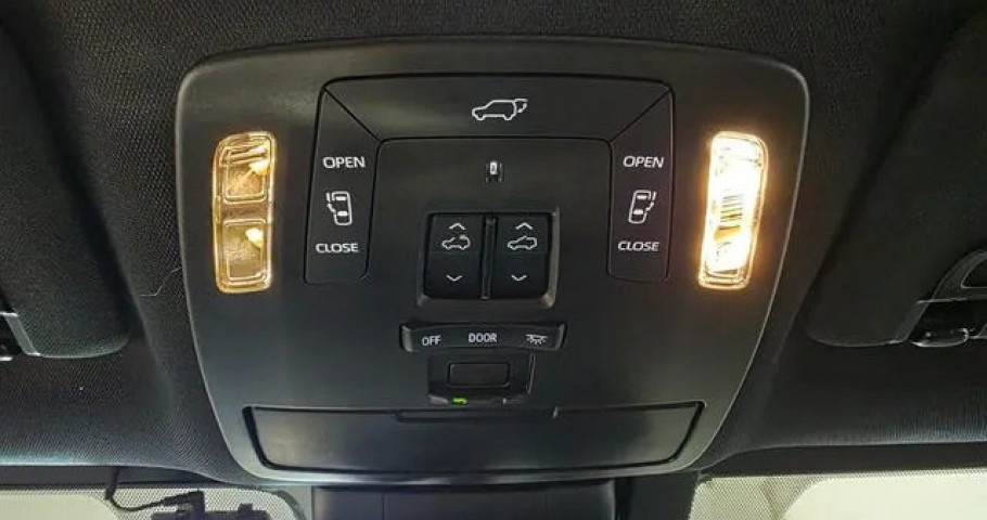 Toyota Sienna 