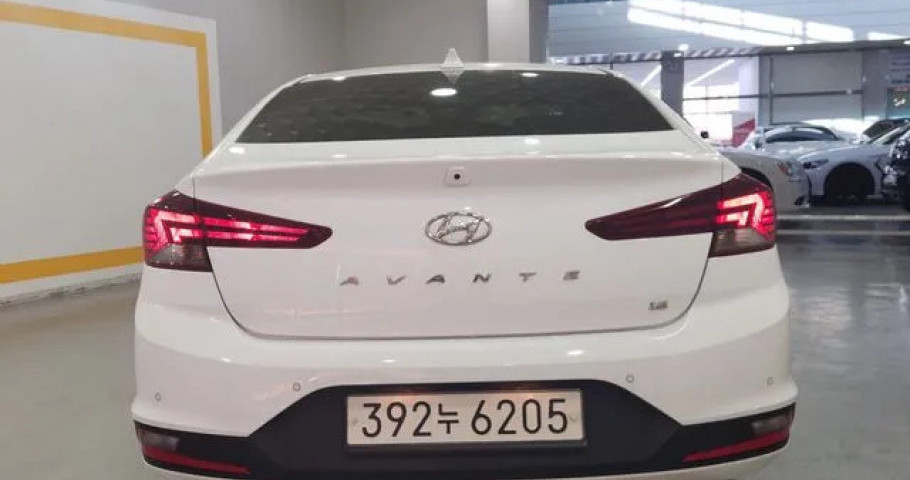 Hyundai Avante (Elantra) 