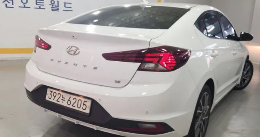 Hyundai Avante (Elantra) 