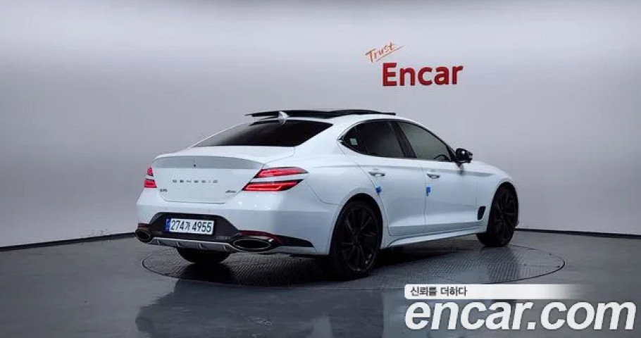 Genesis G70 