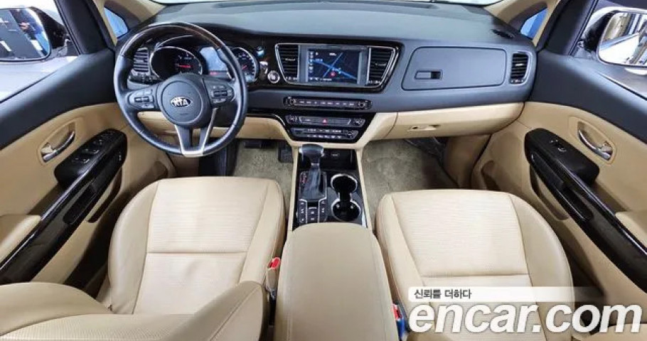 Kia Carnival 