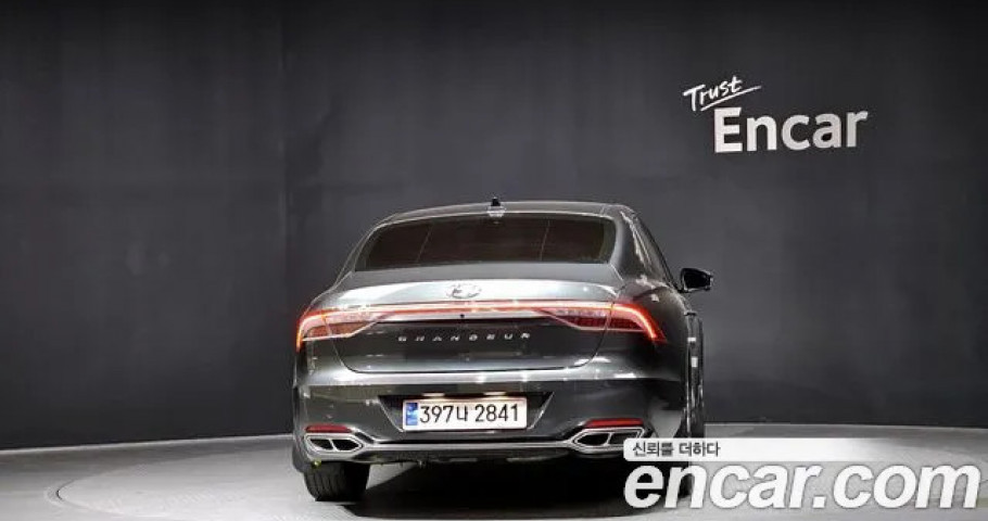 Hyundai Grandeur 