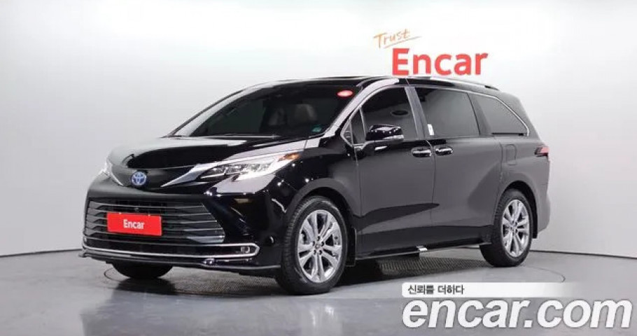 Toyota Sienna 