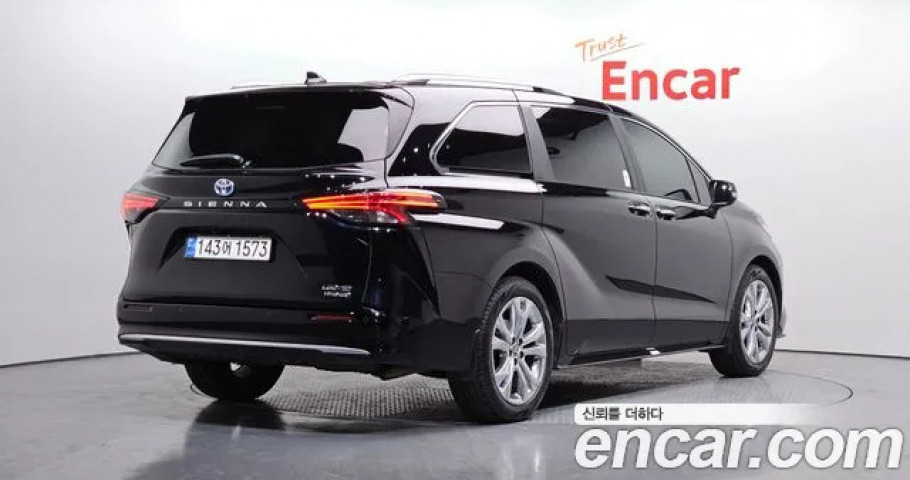 Toyota Sienna 