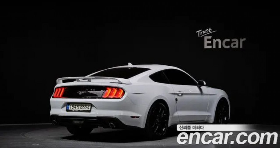 Ford Mustang 