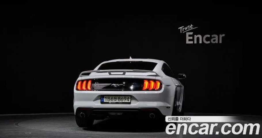 Ford Mustang 