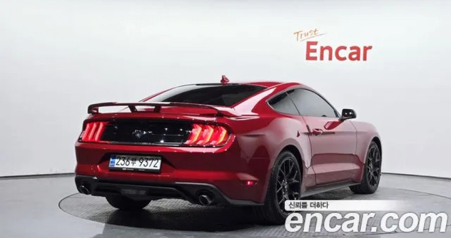 Ford Mustang 