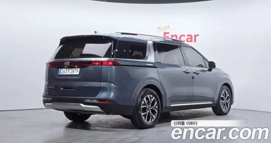 Kia Carnival 