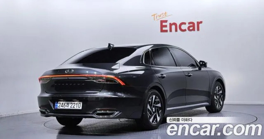 Hyundai Grandeur 